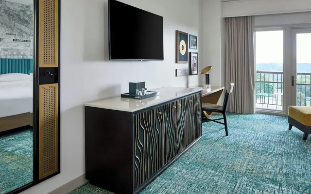 Renaissance Shoals Resort & Spa