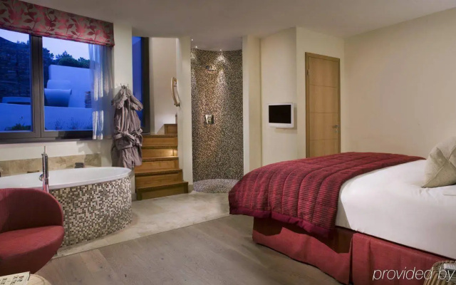 The Scarlet Hotel