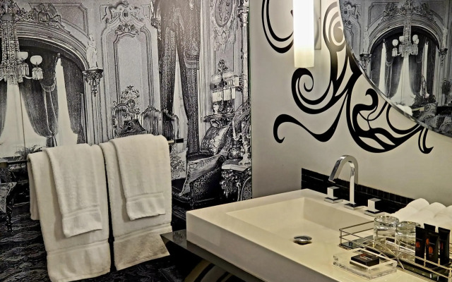 Hotel Chez Swann