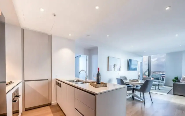 Melbourne Private Apartments - Collins Wharf Waterfront, Docklands