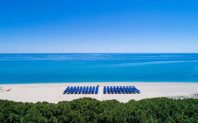 Cala Luas Resort