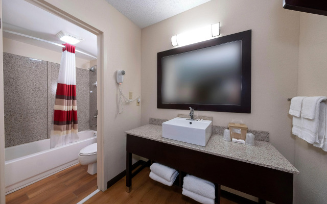 Red Roof Inn PLUS+ Huntsville - Madison