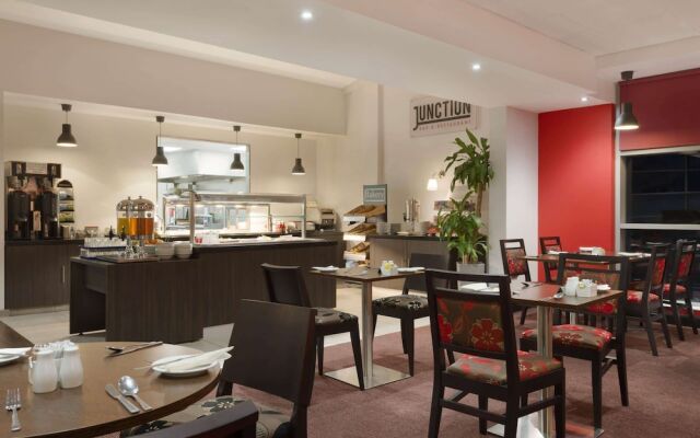 Ramada Wakefield