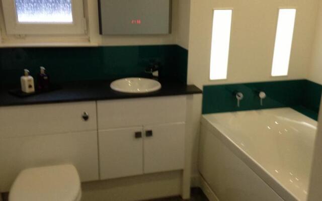 Munro Luxury Apartment