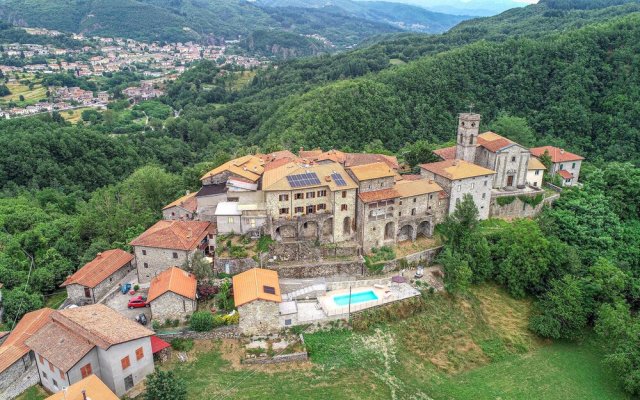 Awesome Home in Nicciano With 5 Bedrooms, Wifi and Outdoor Swimming Pool