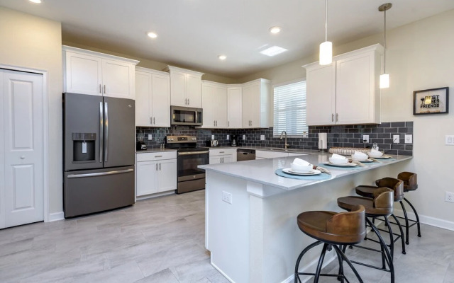 Stinger Drive Villa 8908 Chmapions Gate