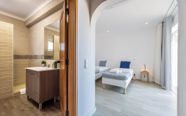 Apartment Julio Pomar, swimming pool
