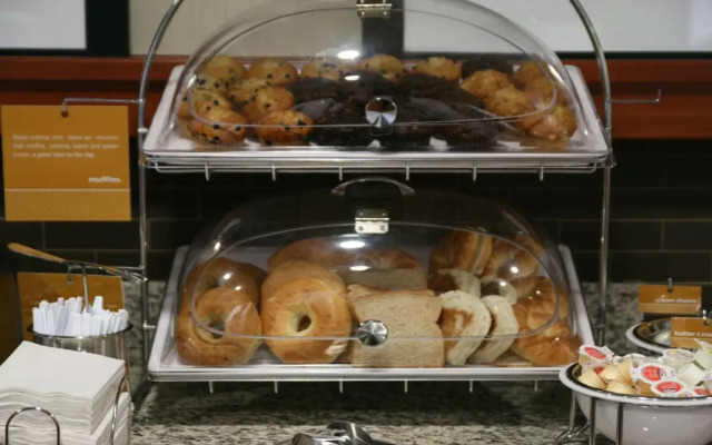 Hampton Inn & Suites Barrie