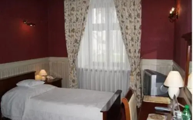 Zamkowy. Hotel