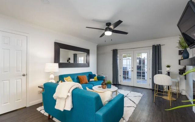 Villa Sunshine 2 Bedroom Condo by RedAwning