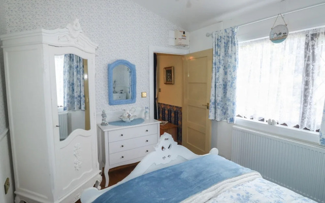 Turnpike Lodge