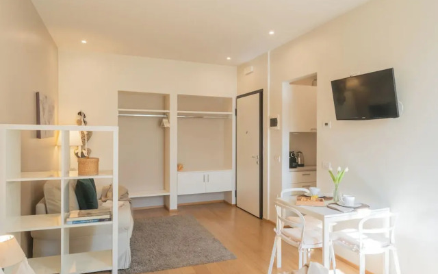 MT Studio by Rent All Como