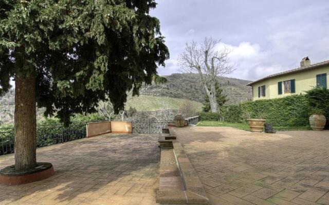 Chianti Panoramic Modern Villa