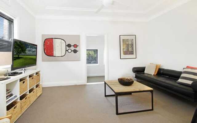 The Field - Apartment (082i) -Coogee