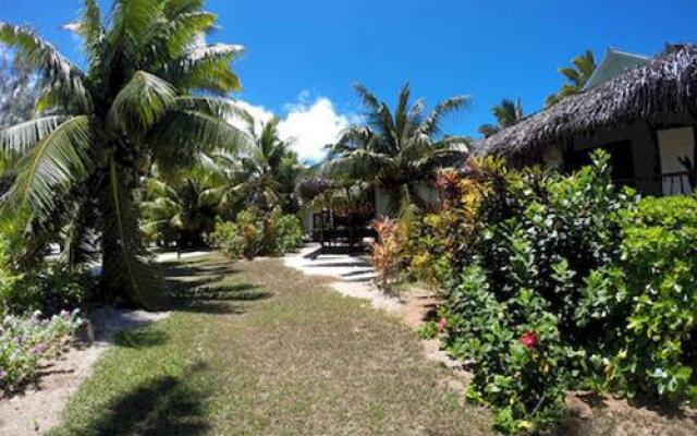 Inanobeach Bungalows