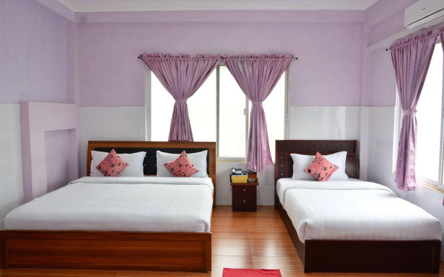 Hotel 99