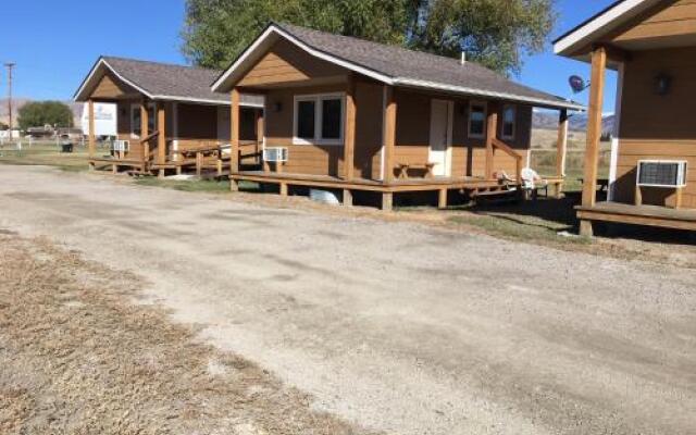 Pioneer Mountain Cabins