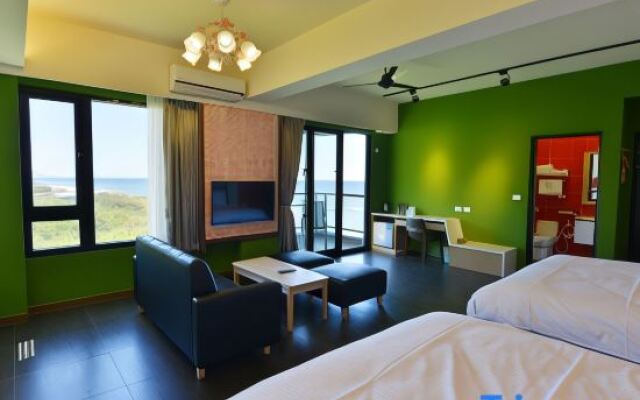 Whitecaps Hostel
