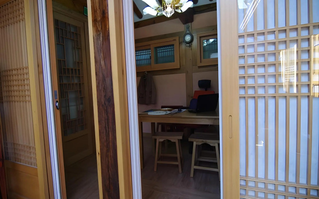Nuhadang Hanok Guesthouse
