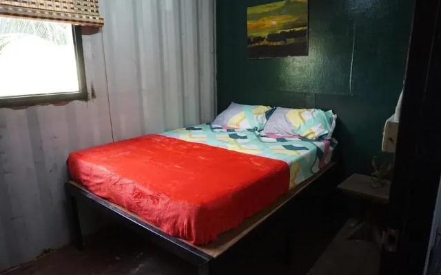 Honey Badger Hut Langkawi - Hostel
