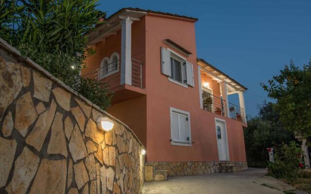 Olea House 2' walk from the sea