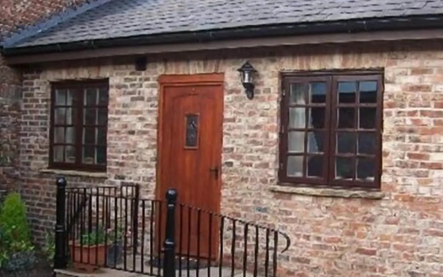 Thompsons Arms Holiday Cottages