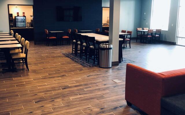 Best Western Plus Coachella Valley Inn & Suites