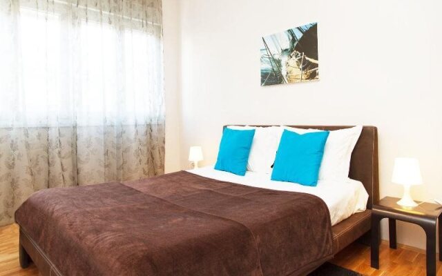 Apartment City Light