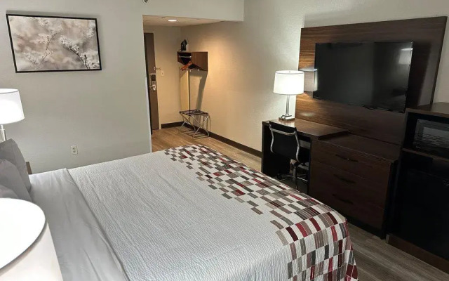 Red Roof Inn Charleston - Dunbar