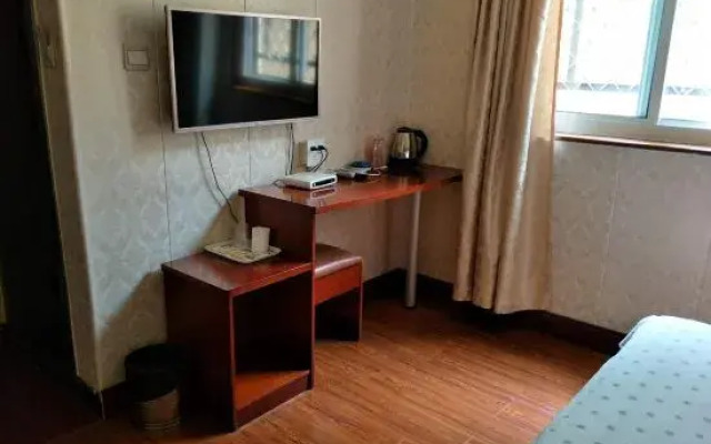 Huguang Hostel