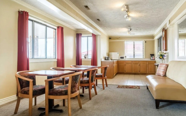 Knights Inn of Limon Colorado
