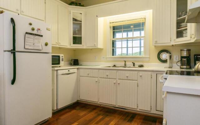 Beach Joy by Oak Island Accommodations