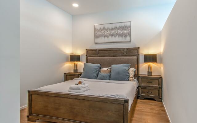 920un315 1 Bedroom Condo