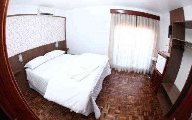 Hospedaria Gãstehaus Enzian