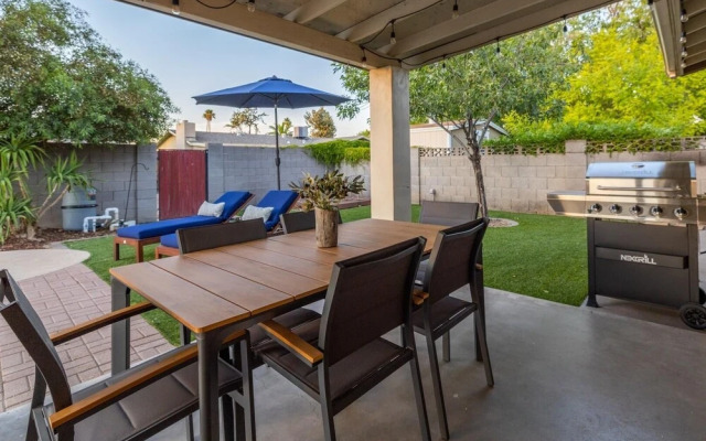 Chandler Galveston 4 Bedroom Home by RedAwning