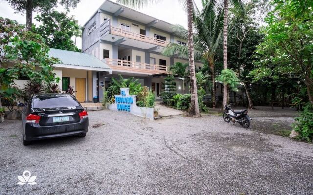 Zen Rooms El Teodoro Baler