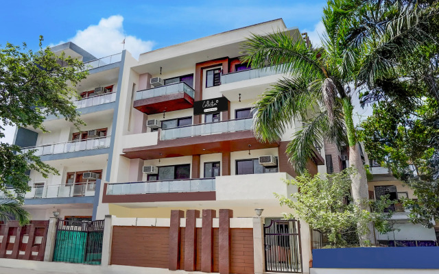 Collection O Sector 70 Noida