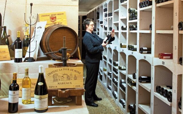 Logis LOustal Del Barry