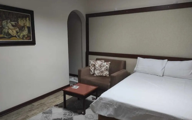 Bolat Hotel