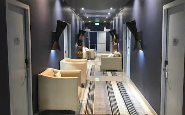 Zzzone Boutique Hostel