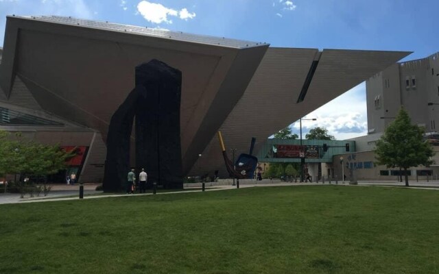 3 Bedroom House with Patio near Cap Hill