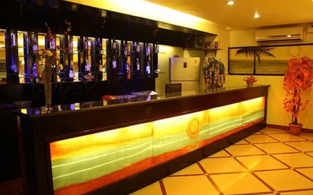 Om Shiv Hotel by Oyo Rooms