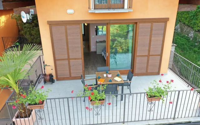 teresita in baveno with 3 bedrooms and 2 bathrooms