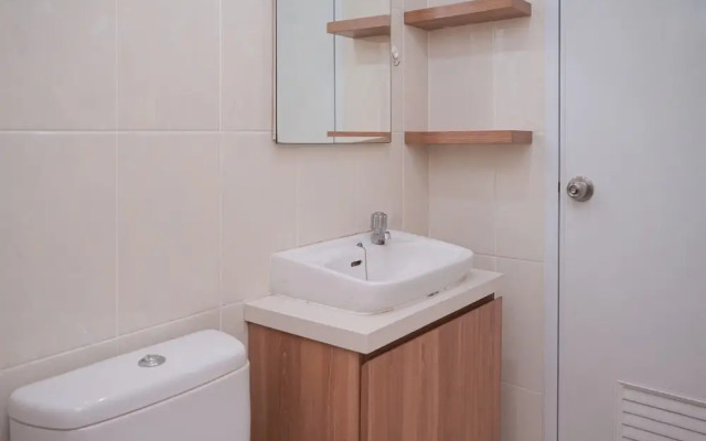 Comfortable And Strategic 2Br Apartment M-Town Residence