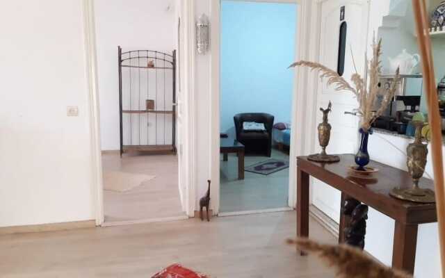 Cozy White House - Hostel