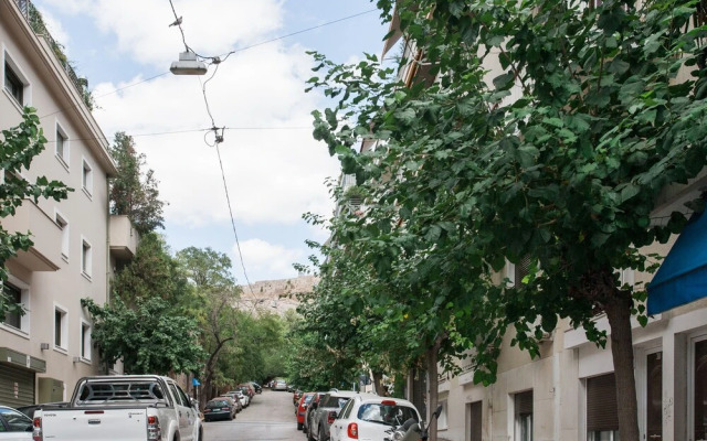 UPSTREET Charming & Comfy 2BD Apt-Acropolis