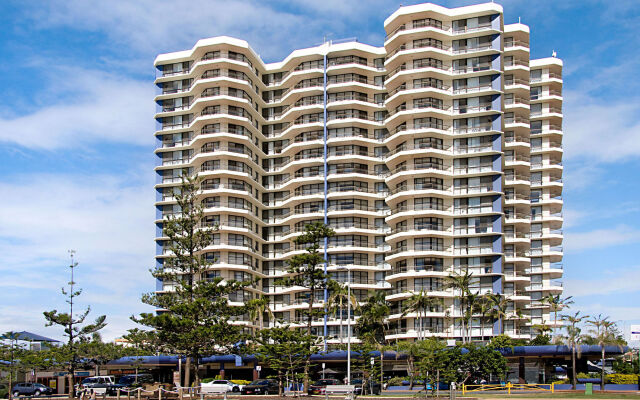 Beach House Seaside Resort Coolangatta