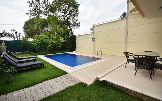 Villa Hakan 2 by Helaltatilvillari