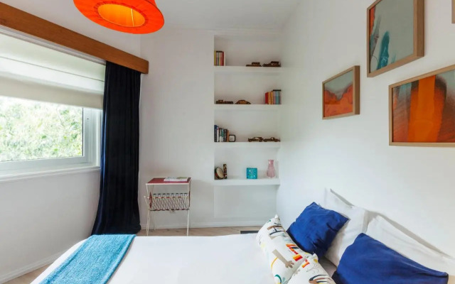 Spacious and Bright City Ap II