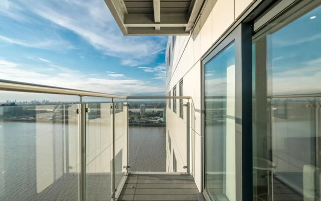 River View Mins to O2 & London Excel